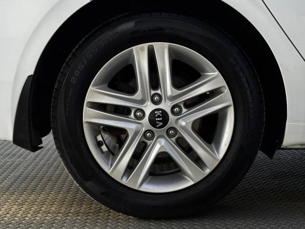 Kia Ceed III с пробегом 2020 года, цена 1 795 000 рублей, 93070 км, универсал, Автокод Объявления