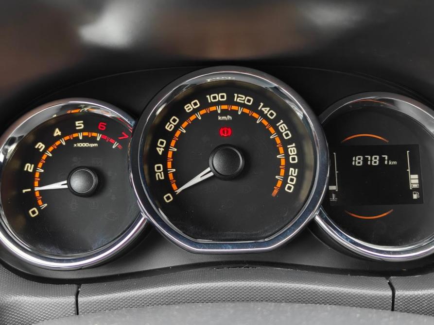 Lada (ВАЗ) Largus I Рестайлинг Белгород  - изображение 11