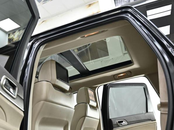 Jeep Grand Cherokee IV (WK2) Рестайлинг с пробегом 2013 года, цена 1 439 000 рублей, 135796 км, внедорожник, Автокод Объявления