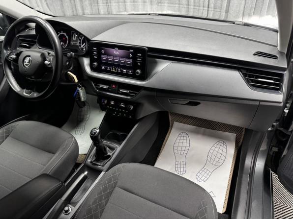 Skoda Rapid II с пробегом 2021 года, цена 1 520 000 рублей, 92388 км, лифтбек, Автокод Объявления