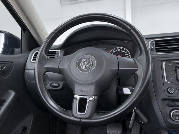 Volkswagen Jetta VI с пробегом 2014 года, цена 1 100 000 рублей, 133200 км, седан, Автокод Объявления