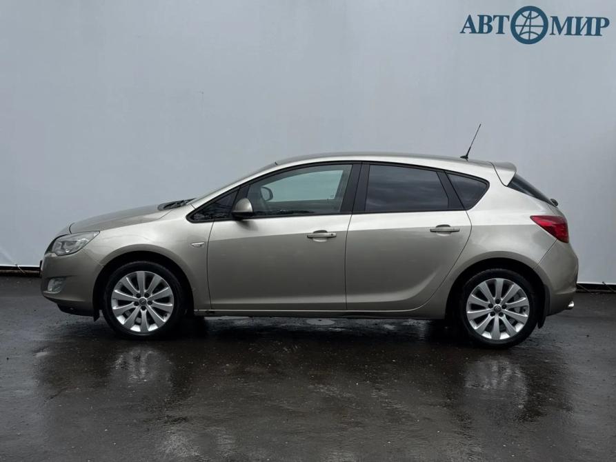 Opel Astra J Москва  - изображение 8