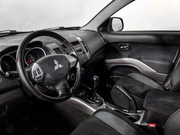 Mitsubishi Outlander II с пробегом 2008 года, цена 899 000 рублей, 180864 км, внедорожник, Автокод Объявления