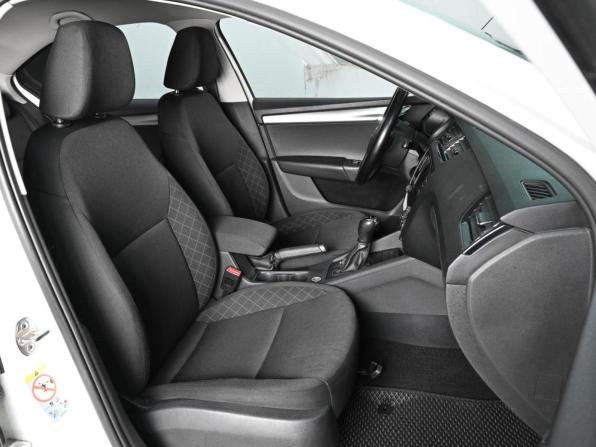Skoda Octavia III (A7) Рестайлинг с пробегом 2019 года, цена 1 199 000 рублей, 135440 км, лифтбек, Автокод Объявления