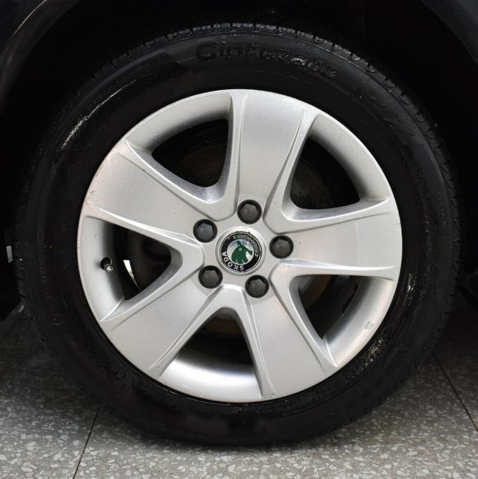 Skoda Octavia II (A5) Рестайлинг Москва  - изображение 15