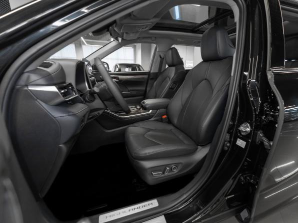 Toyota Highlander IV (XU70) с пробегом 2026 года, цена 6 000 000 рублей, 50 км, внедорожник, Автокод Объявления