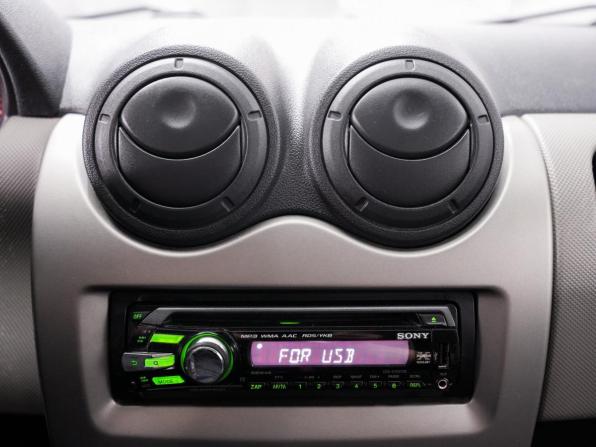 Renault Sandero I с пробегом 2012 года, цена 642 000 рублей, 160000 км, хэтчбек, Автокод Объявления