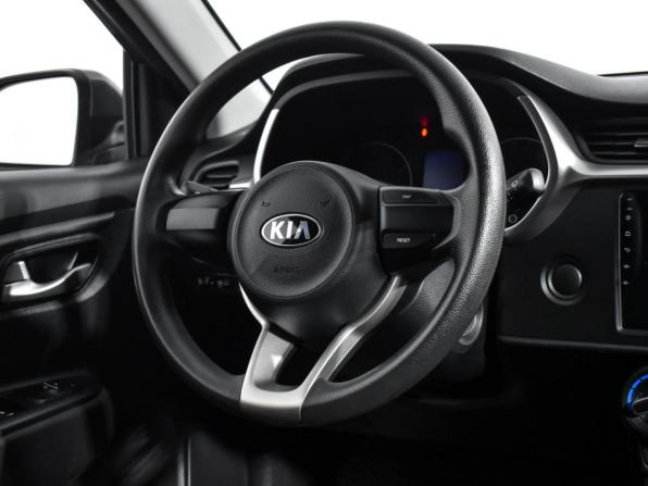 Kia Rio IV Рестайлинг с пробегом 2021 года, цена 1 649 000 рублей, 45006 км, седан, Автокод Объявления