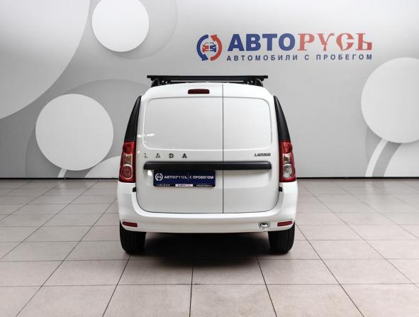 Lada (ВАЗ) Largus I Рестайлинг с пробегом 2024 года, цена 1 278 000 рублей, 22007 км, фургон, Автокод Объявления