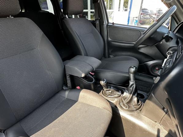 Chevrolet Niva I Рестайлинг с пробегом 2015 года, цена 565 000 рублей, 79366 км, внедорожник, Автокод Объявления