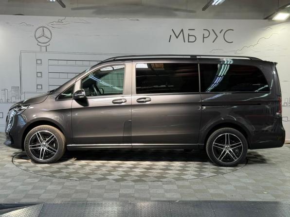 Mercedes-Benz V-Класс III (W447) Рестайлинг 2 с пробегом 2024 года, цена 12 220 000 рублей, 7900 км, минивэн, Автокод Объявления