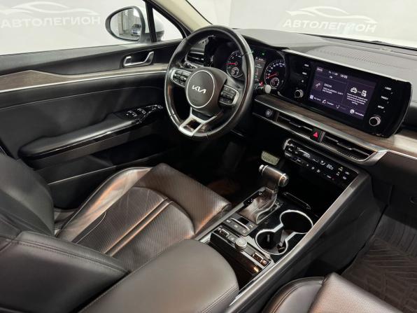 Kia K5 III с пробегом 2021 года, цена 2 750 000 рублей, 42000 км, седан, Автокод Объявления