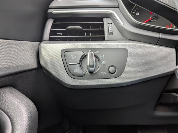 Audi A4 V (B9) с пробегом 2018 года, цена 2 950 000 рублей, 90059 км, универсал, Автокод Объявления
