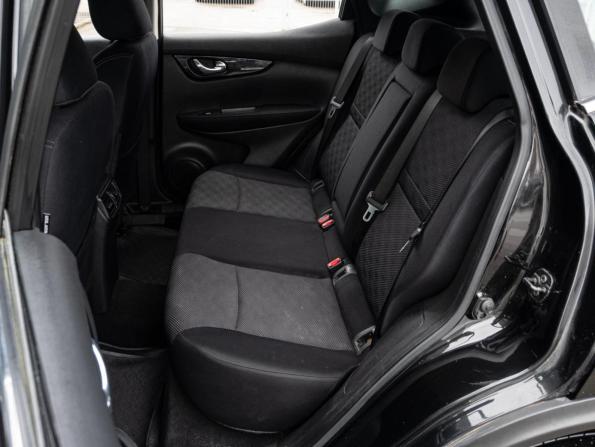 Nissan Qashqai II с пробегом 2018 года, цена 1 690 000 рублей, 104208 км, внедорожник, Автокод Объявления