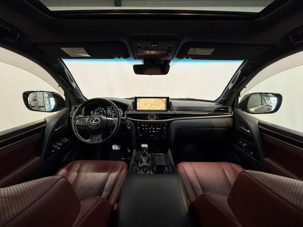 Lexus LX III Рестайлинг 2 с пробегом 2018 года, цена 9 590 000 рублей, 90019 км, внедорожник, Автокод Объявления
