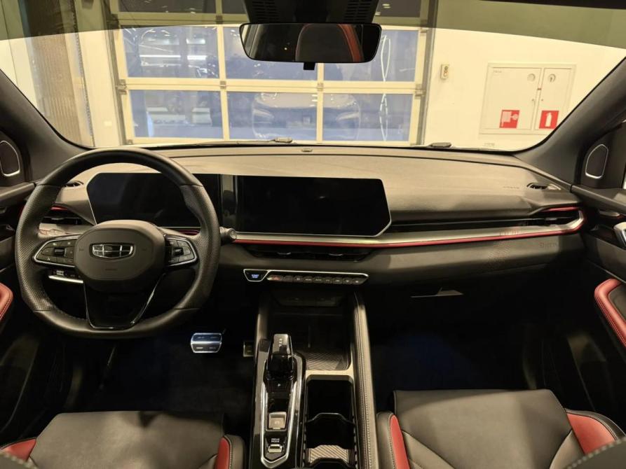 Geely Coolray I Рестайлинг Подольск  - изображение 18