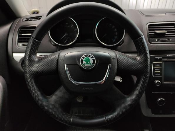 Skoda Yeti I с пробегом 2010 года, цена 670 000 рублей, 260000 км, внедорожник, Автокод Объявления