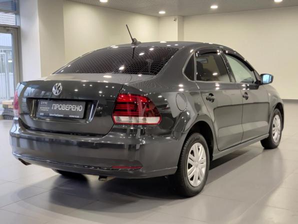 Volkswagen Polo V Рестайлинг с пробегом 2018 года, цена 1 059 000 рублей, 139567 км, седан, Автокод Объявления