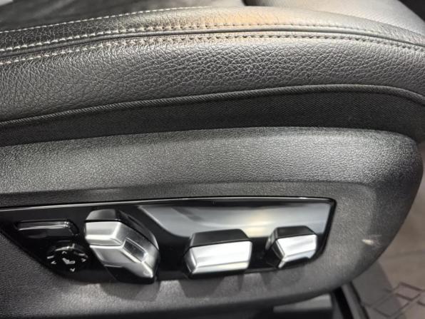 BMW 7 серии VI (G11/G12) с пробегом 2019 года, цена 6 292 800 рублей, 129563 км, седан, Автокод Объявления