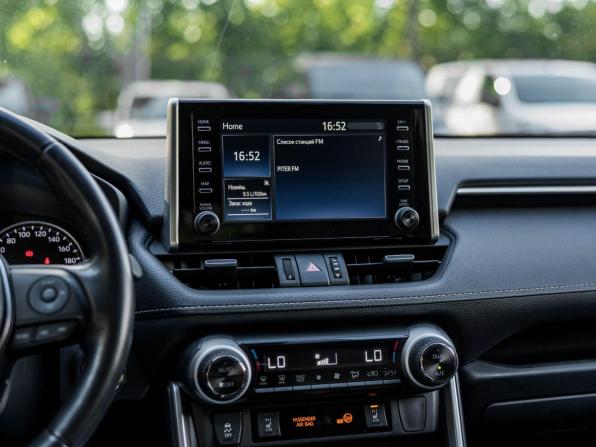 Toyota RAV4 V (XA50) с пробегом 2022 года, цена 2 440 000 рублей, 200763 км, внедорожник, Автокод Объявления