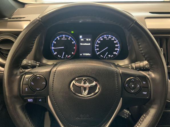 Toyota RAV4 IV (XA40) Рестайлинг с пробегом 2019 года, цена 2 479 000 рублей, 111247 км, внедорожник, Автокод Объявления