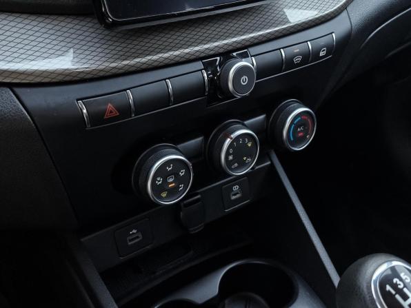 Lada (ВАЗ) Vesta I Рестайлинг (NG) с пробегом 2023 года, цена 1 569 000 рублей, 18547 км, седан, Автокод Объявления