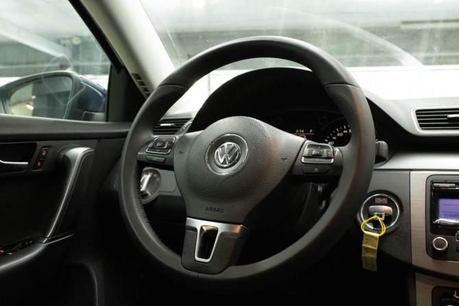 Volkswagen Passat B7 с пробегом 2011 года, цена 1 150 000 рублей, 172354 км, седан, Автокод Объявления