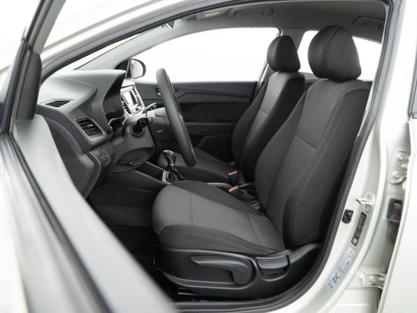 Hyundai Solaris II с пробегом 2018 года, цена 1 351 444 рубля, 91556 км, седан, Автокод Объявления
