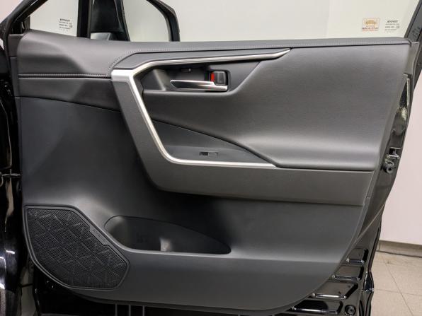 Toyota RAV4 V (XA50) с пробегом 2021 года, цена 3 600 000 рублей, 61436 км, внедорожник, Автокод Объявления