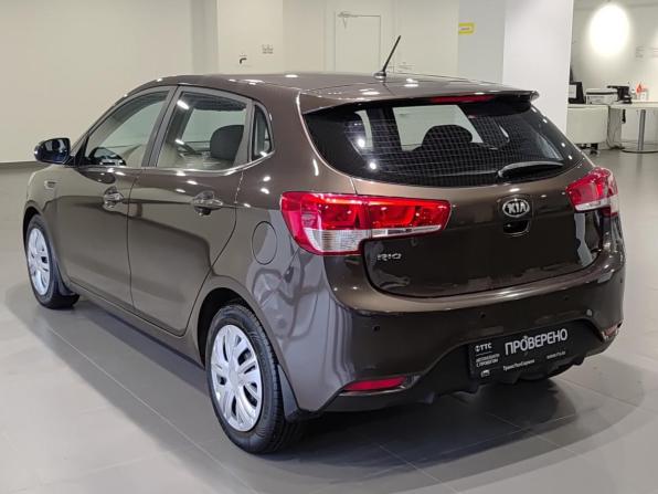 Kia Rio III Рестайлинг с пробегом 2016 года, цена 955 000 рублей, 168710 км, хэтчбек, Автокод Объявления