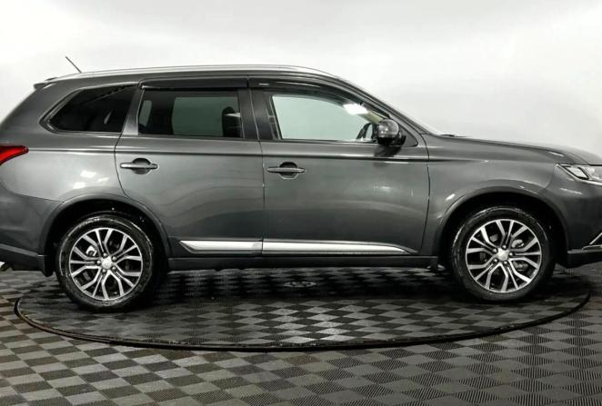 Mitsubishi Outlander III Рестайлинг 2 с пробегом 2016 года, цена 1 950 000 рублей, 87068 км, внедорожник, Автокод Объявления