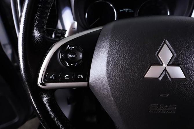 Mitsubishi Outlander III с пробегом 2012 года, цена 1 459 000 рублей, 223000 км, внедорожник, Автокод Объявления