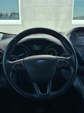 Ford Kuga II Рестайлинг с пробегом 2017 года, цена 1 870 000 рублей, 91266 км, внедорожник, Автокод Объявления