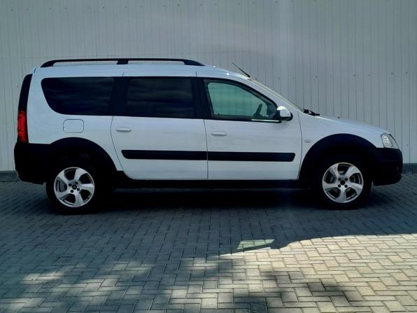 Lada (ВАЗ) Largus I с пробегом 2018 года, цена 949 000 рублей, 174376 км, универсал, Автокод Объявления