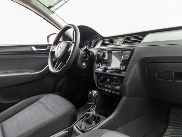 Skoda Rapid I Рестайлинг с пробегом 2018 года, цена 1 148 000 рублей, 93504 км, лифтбек, Автокод Объявления