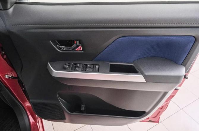 Toyota Roomy I с пробегом 2017 года, цена 949 000 рублей, 104500 км, микровэн, Автокод Объявления