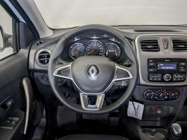 Renault Logan II Рестайлинг с пробегом 2022 года, цена 1 250 000 рублей, 39150 км, седан, Автокод Объявления
