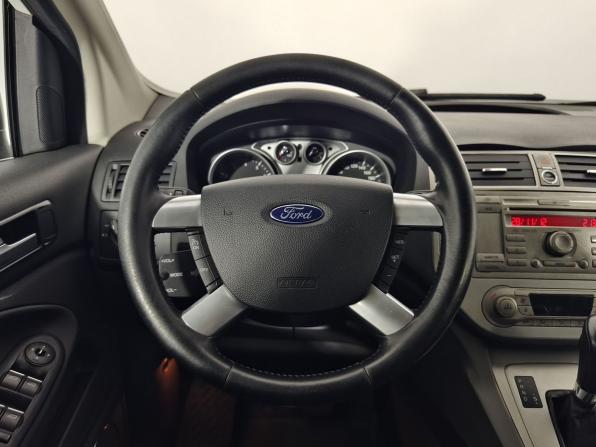 Ford Kuga I с пробегом 2012 года, цена 929 000 рублей, 252764 км, внедорожник, Автокод Объявления