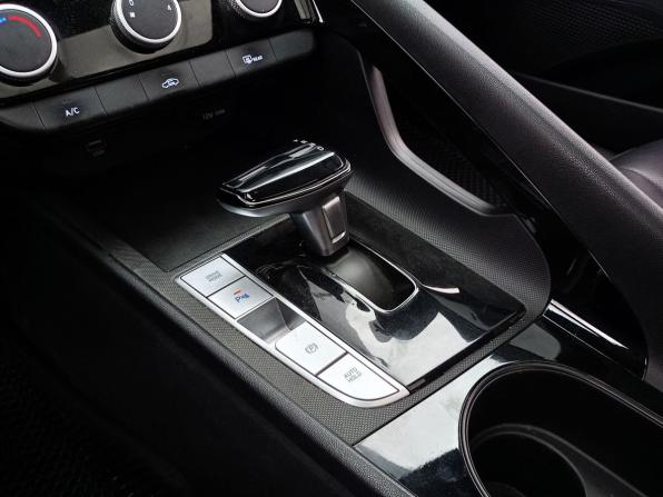 Hyundai Elantra VII (CN7) Рестайлинг с пробегом 2023 года, цена 1 870 000 рублей, 70096 км, седан, Автокод Объявления