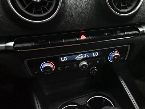 Audi A3 III (8V) Рестайлинг с пробегом 2019 года, цена 1 970 000 рублей, 134023 км, седан, Автокод Объявления