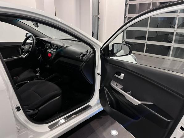 Kia Rio III с пробегом 2013 года, цена 790 000 рублей, 198267 км, хэтчбек, Автокод Объявления