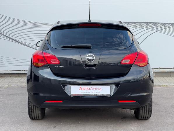 Opel Astra J с пробегом 2011 года, цена 599 000 рублей, 185159 км, хэтчбек, Автокод Объявления