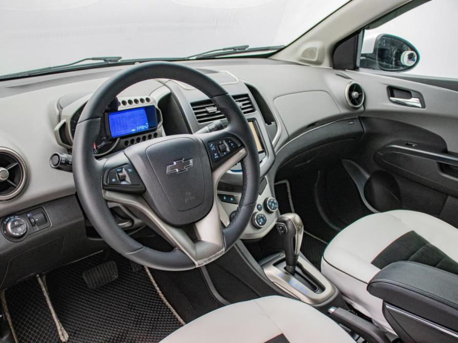 Chevrolet Aveo II Москва  - изображение 10