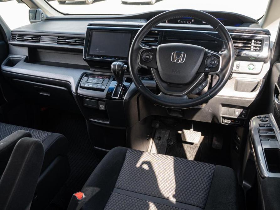 Honda Stepwgn V Краснодар  - изображение 6