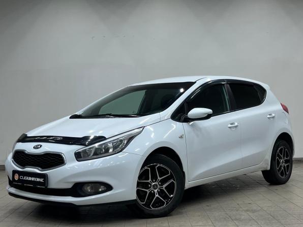 Kia Ceed II с пробегом 2013 года, цена 649 000 рублей, 200000 км, хэтчбек, Автокод Объявления