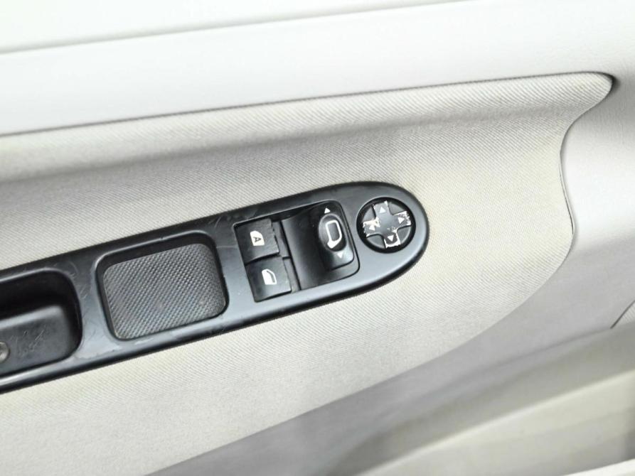 Peugeot 207 I Екатеринбург  - изображение 13