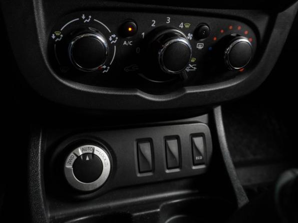 Renault Duster I Рестайлинг с пробегом 2016 года, цена 1 179 000 рублей, 133660 км, внедорожник, Автокод Объявления