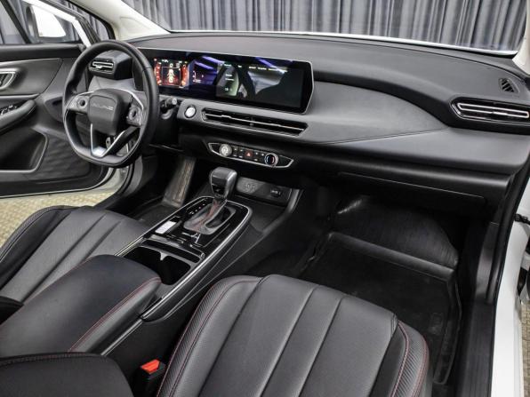 BAIC U5 Plus с пробегом 2023 года, цена 1 249 000 рублей, 28654 км, седан, Автокод Объявления