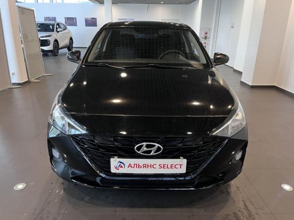 Hyundai Solaris II Рестайлинг с пробегом 2021 года, цена 1 550 000 рублей, 89945 км, седан, Автокод Объявления