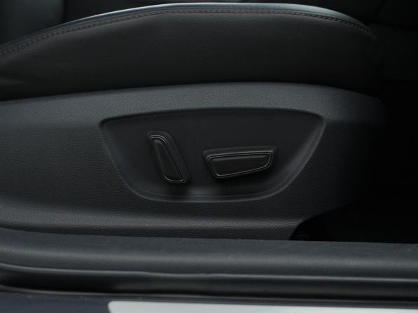 Toyota Camry VIII (XV70) с пробегом 2018 года, цена 2 949 000 рублей, 114197 км, седан, Автокод Объявления